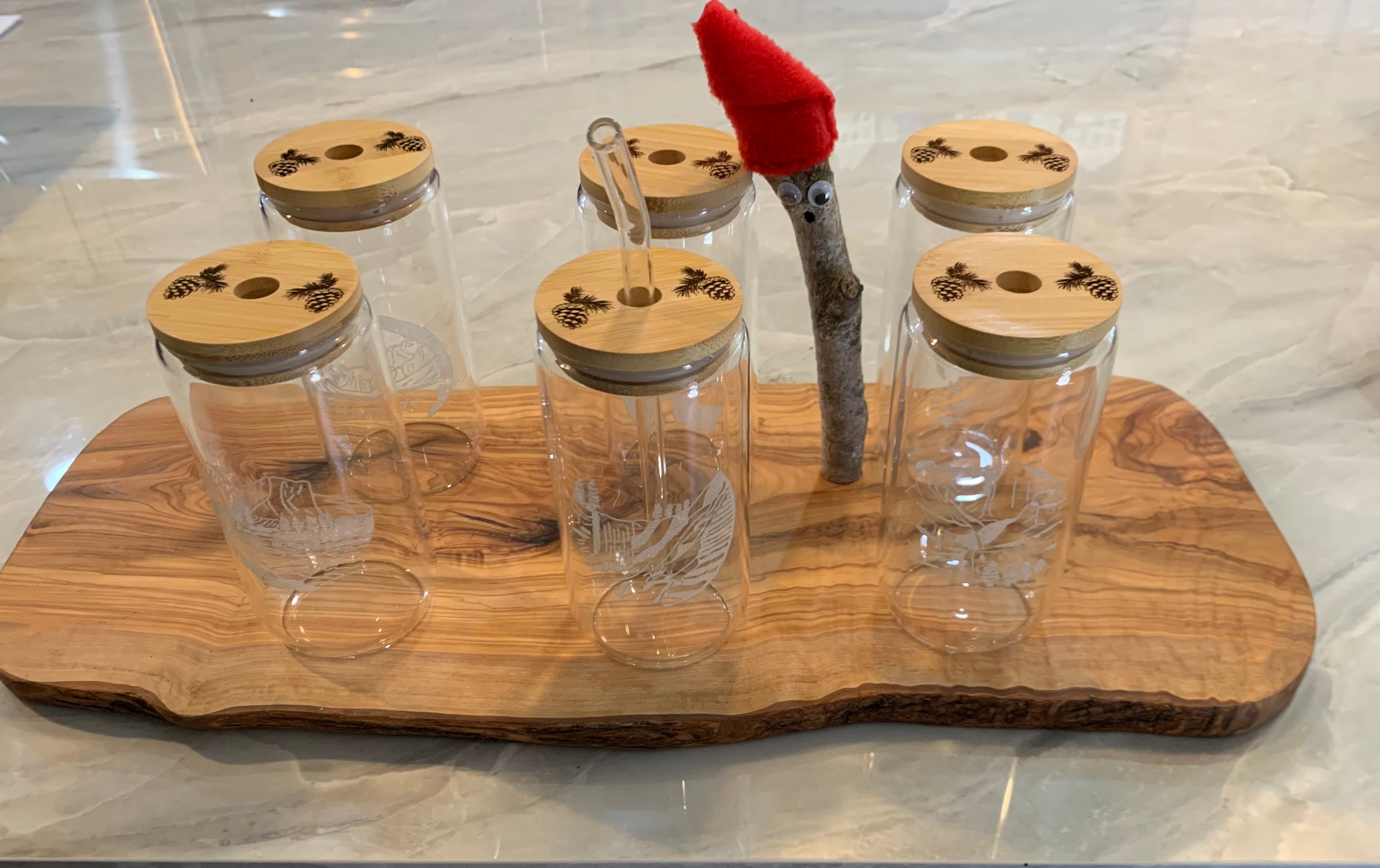 Beverage Glasses with lid and straw