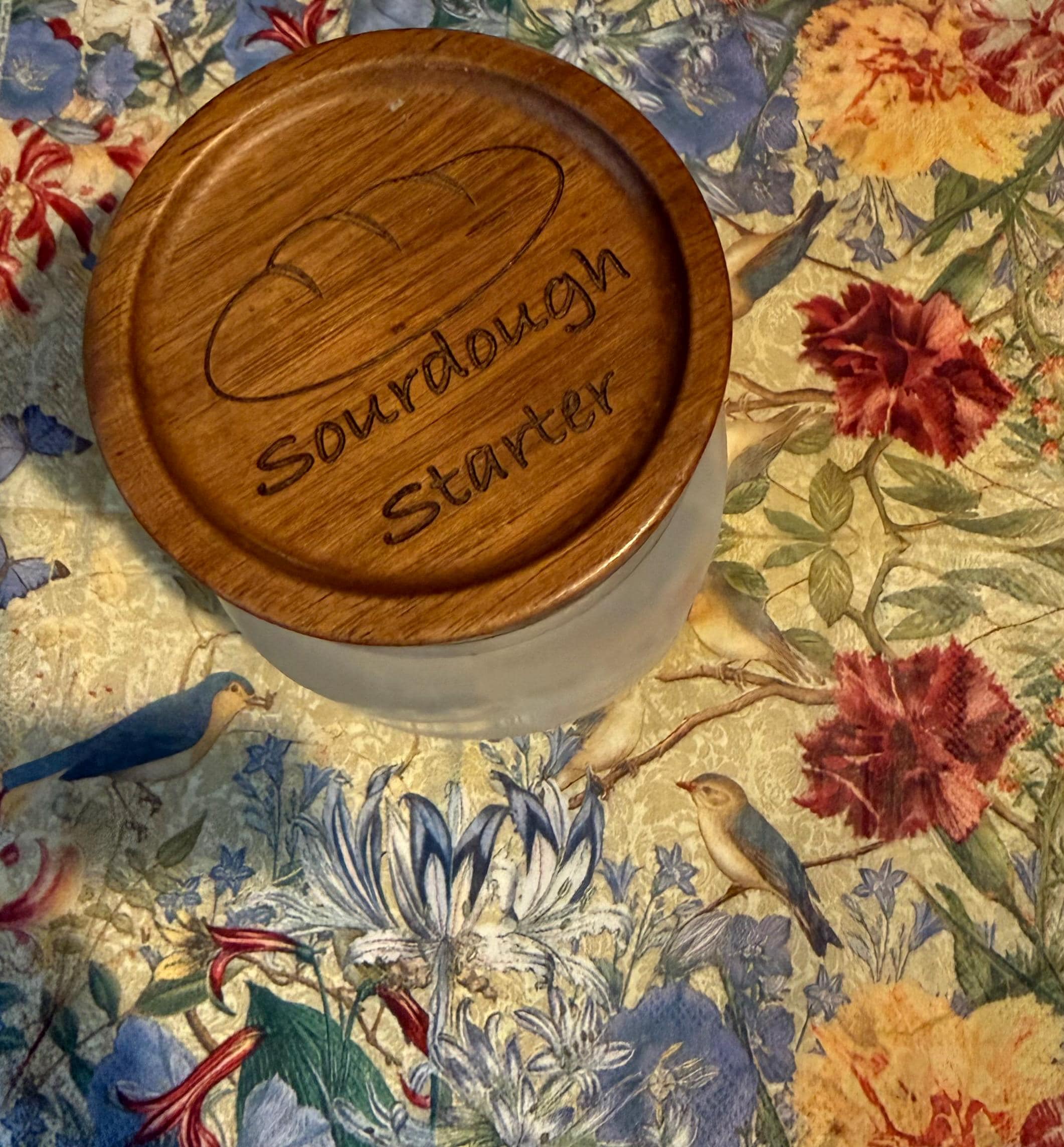 Sourdough Starter Storage Lid Acacia Wood Mason Jar Cover Fermentation Supplies Kitchen Essential Breathable Lid Design Prevents Accidental Loss Wood Burned Bread Imagery Baker Gift Home Baking Supplies Wide Mouth Regular Mouth Sizes